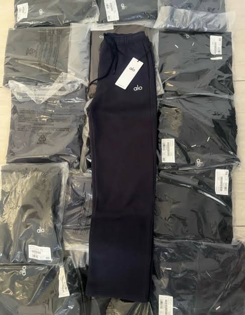 ALO Clothing Pallet – 300 Pieces Premium Activewear Wholesale - Image 2