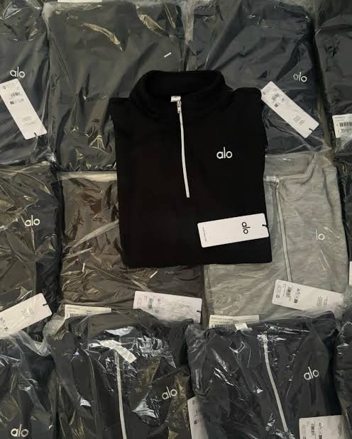 Alo & Lululemon Clothing Pallet – 250 Pieces Premium Activewear Wholesale - Image 3