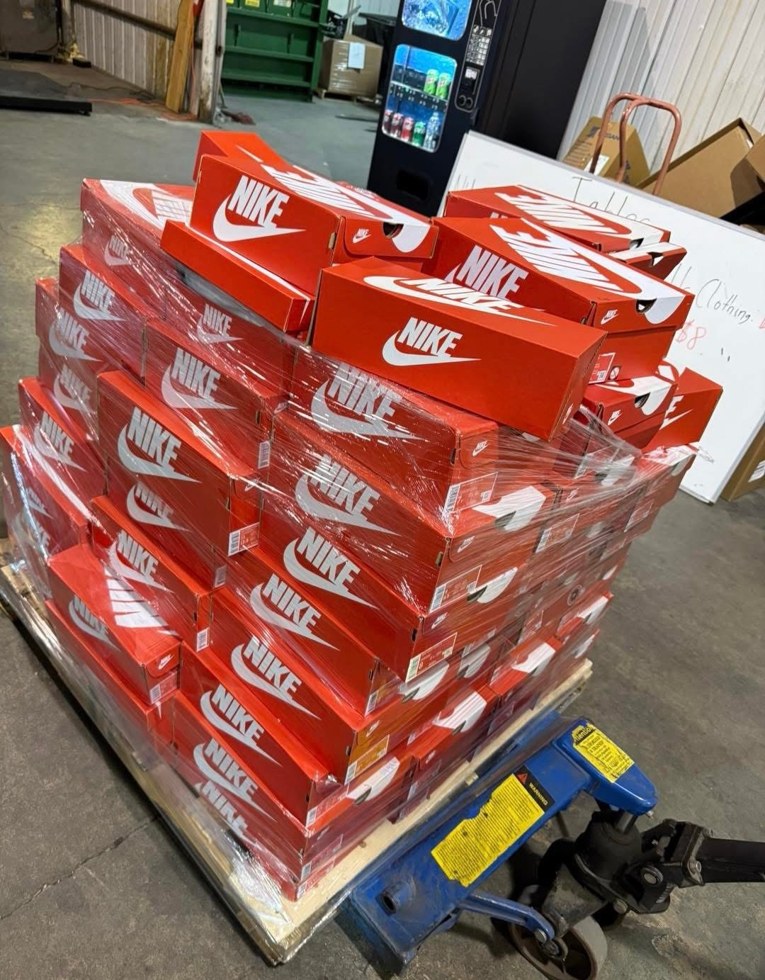 Mixed Sports Shoes Pallets – Wholesale Sports Footwear | 100 Pairs per Pallet