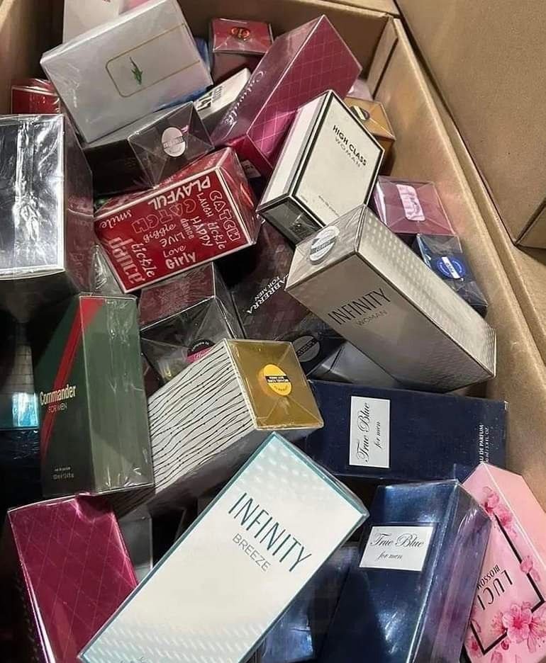 Best Sellers Perfume Pallet – USA Top-Selling Designer Fragrances